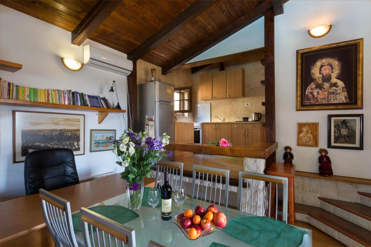 Villa Robinson Petrovac Bagian luar foto