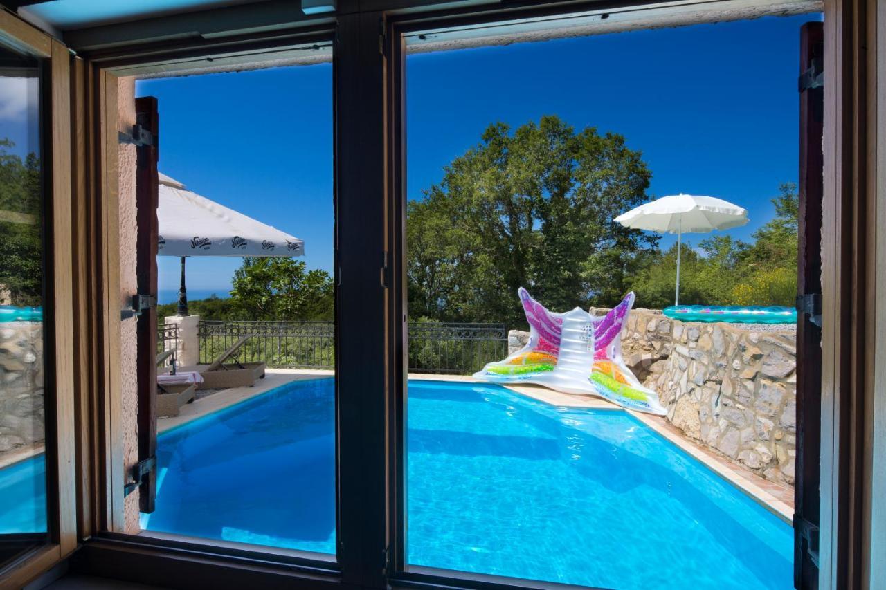 Villa Robinson Petrovac Bagian luar foto